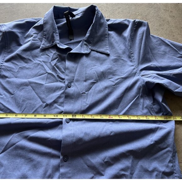 lululemon Airing Easy Short-Sleeve Light Blue Shirt mens sz XLButton Shirt - Picture 9 of 16